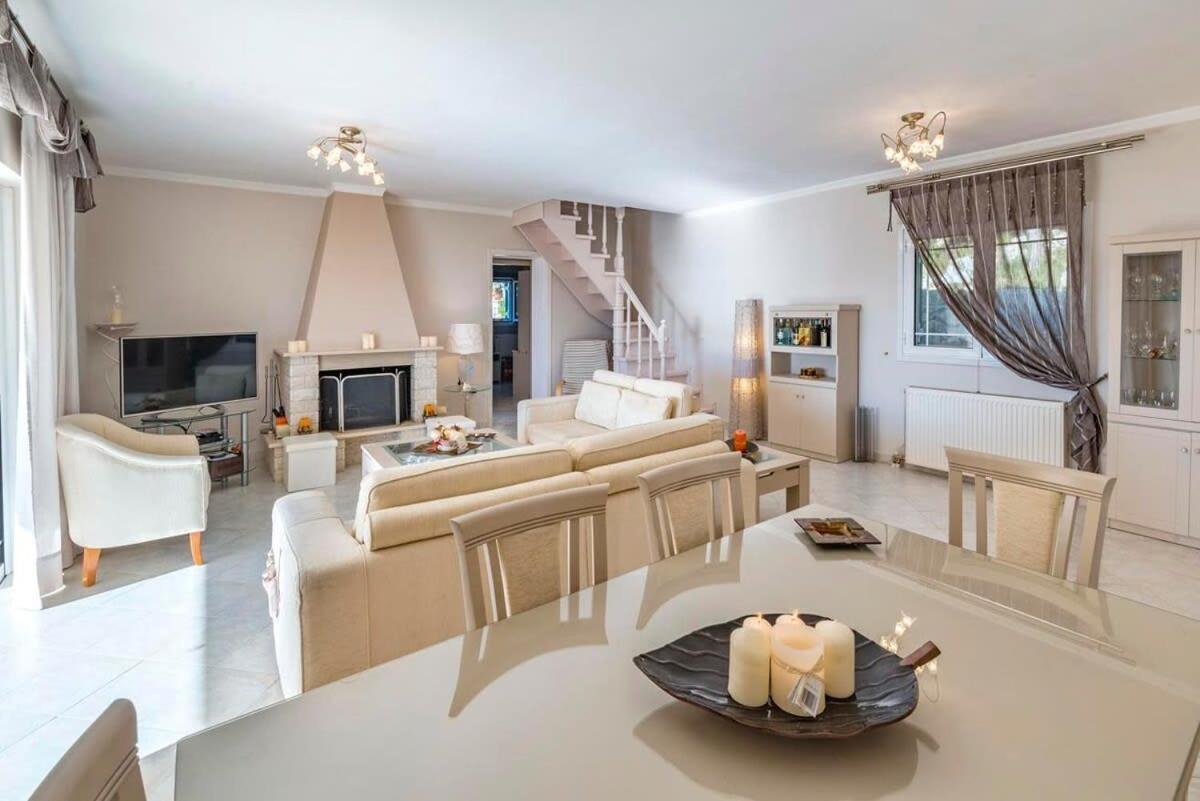 Villa Paxoi Serene Oasis - Mylos Mediterranean Charm Arvanitakeika