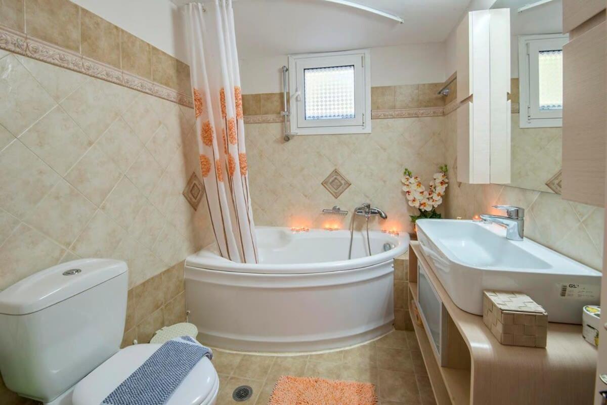 Villa Paxoi Serene Oasis - Mylos Mediterranean Charm
