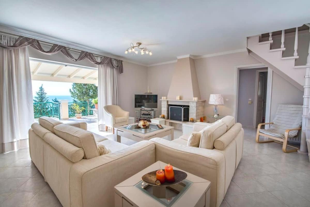 Villa Paxoi Serene Oasis - Mylos Mediterranean Charm Arvanitakeika