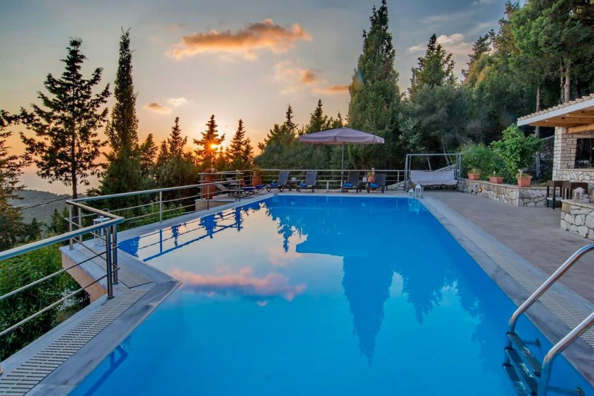 Paxoi Serene Oasis - Mylos Mediterranean Charm Villa