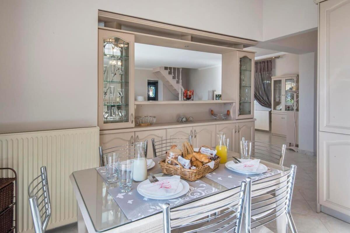 Paxoi Serene Oasis - Mylos Mediterranean Charm Arvanitakeika